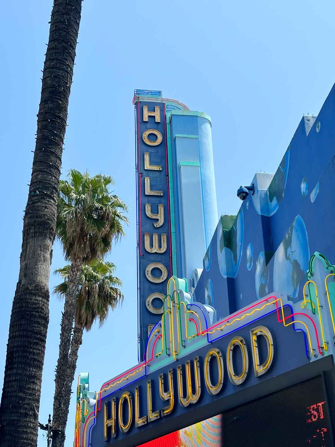 signing-hollywood-IMG_1701