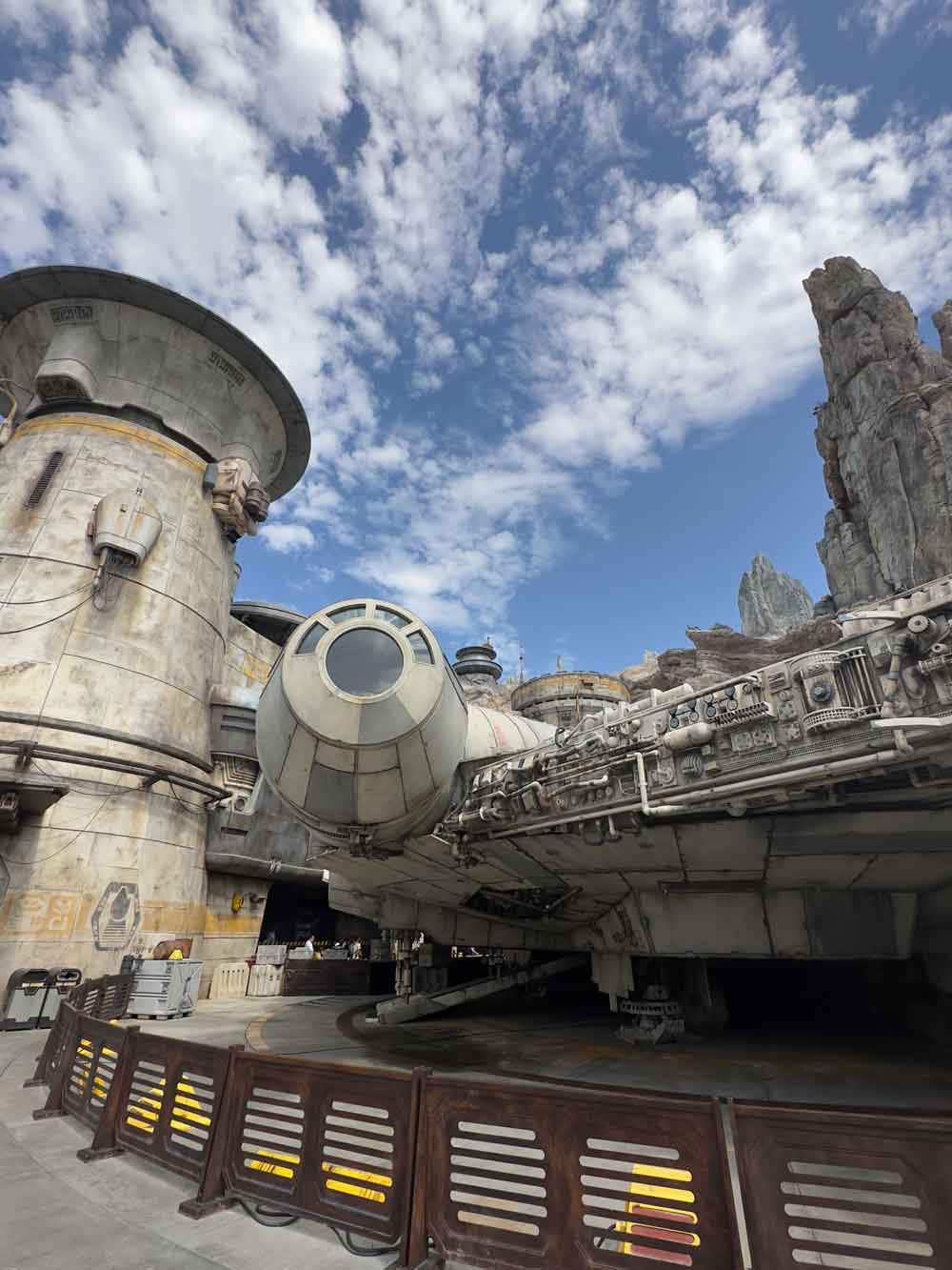 star-wars-disneyland-alex-raddatz